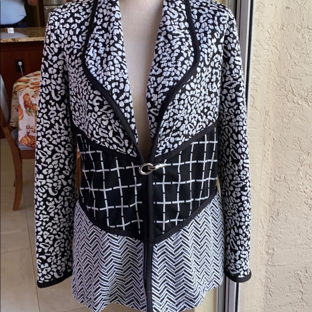 NY Collection Jacket - Picture 2 of 8